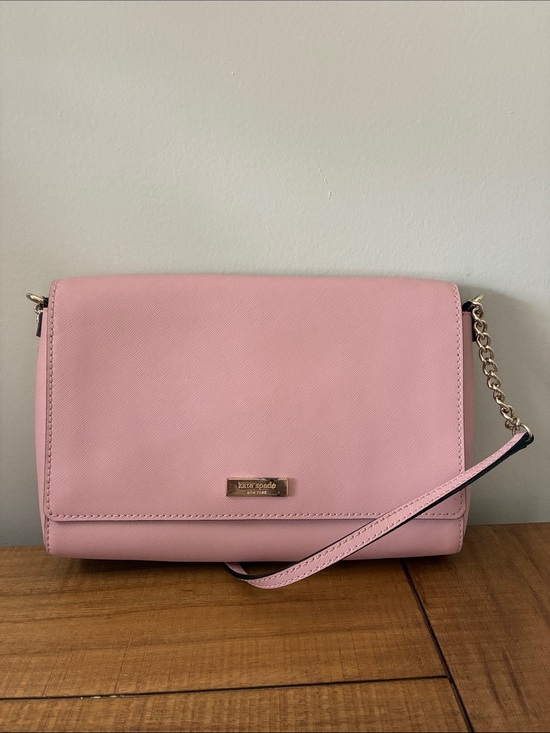 kate spade Handbags - Kate Spade Crossbody